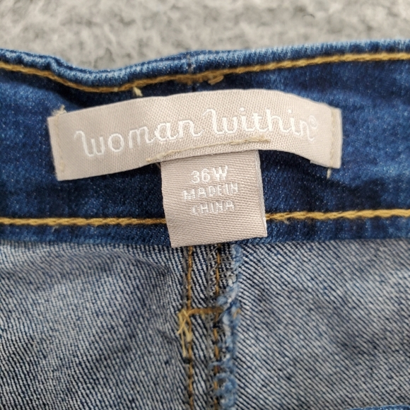 Woman Within Cropped Jeans Embroidered Floral Womens Plus Size 36W Blue - Picture 2 of 10